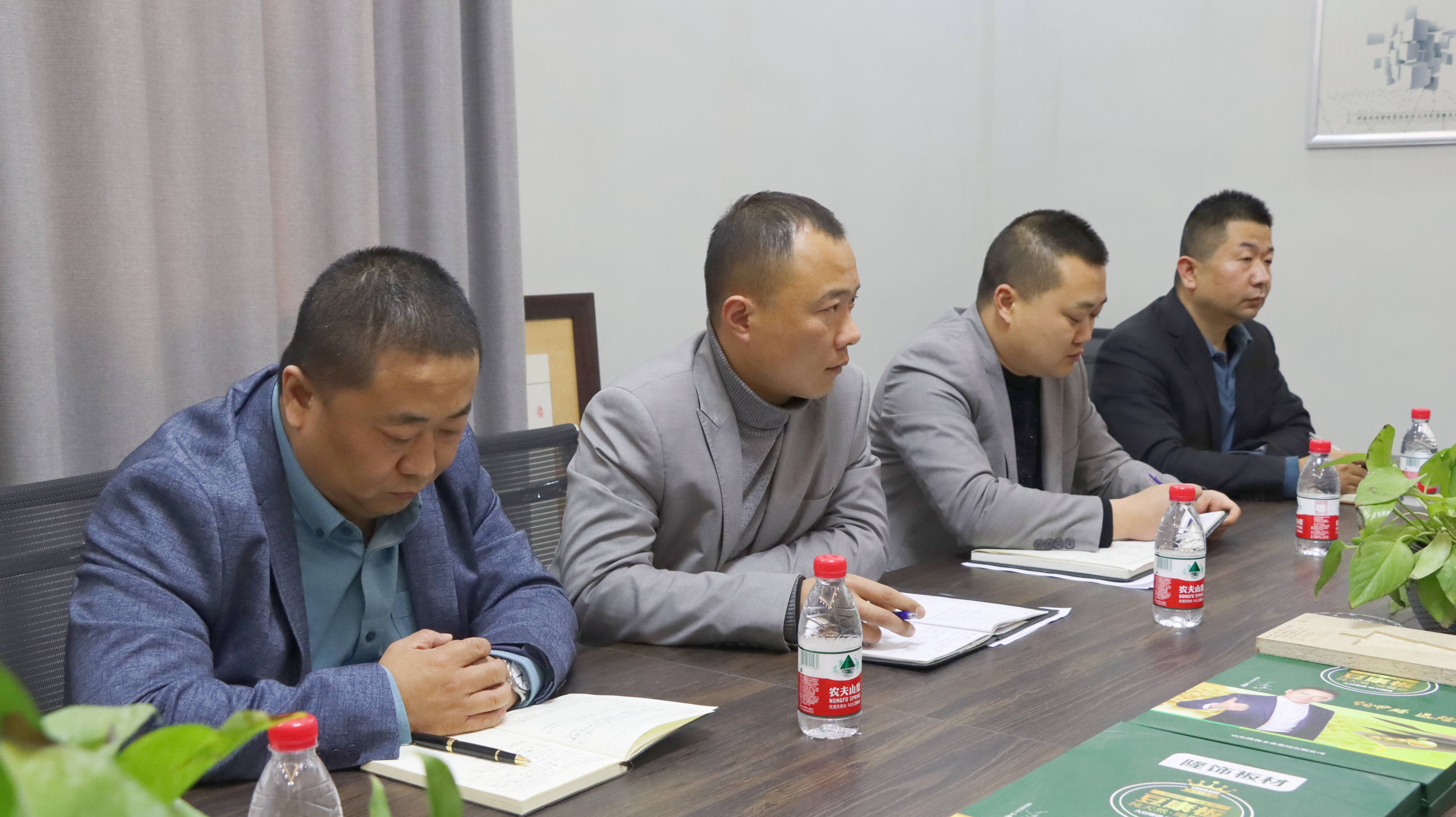 8e5fabe2a7485b73ee9a82ba539081b.jpg 8e5fabe2a7485b73ee9a82ba539081b.jpg